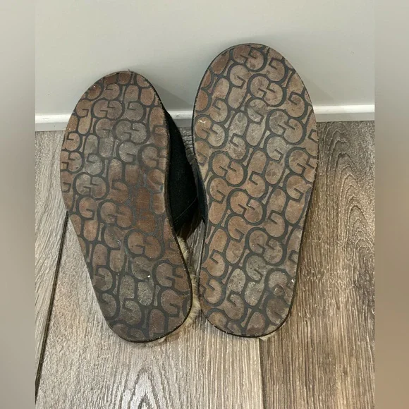 UGG Mens Scuff Slippers Black sz 7 - Picture 6 of 7